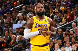 关于詹姆斯连续十场比赛得分超过挺进下一轮，公牛挑战极限！的信息